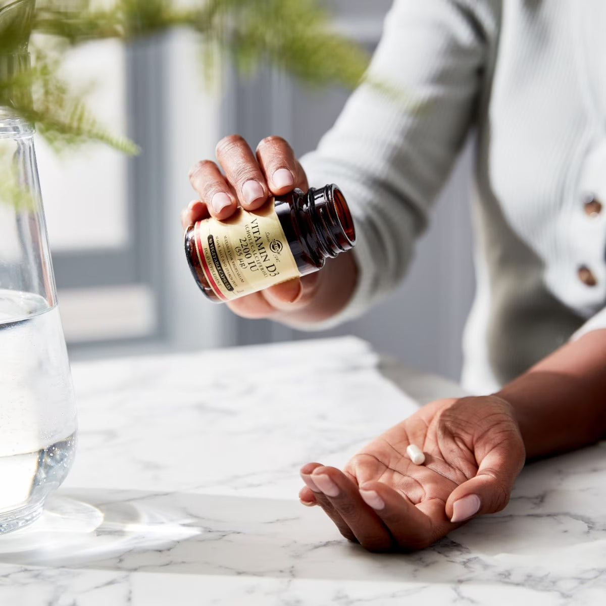 Solgar Vitamina D3 2200 UI (55 µg) 50 Cápsulas Vegetais em utilização